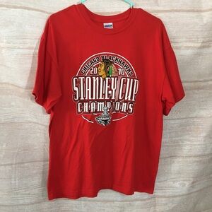 Gildan Mens Chicago Blackhawk Champion Tee